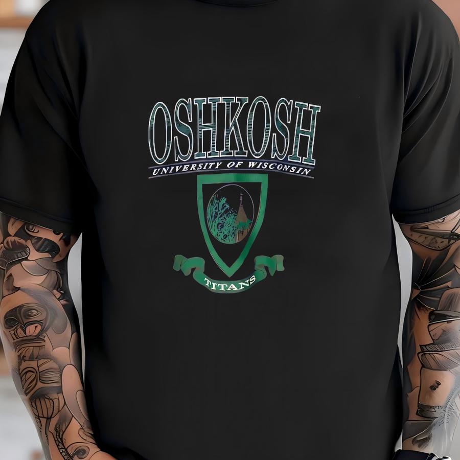 Vintage 90s University Wisconsin Oshkosh Sweatshirt Oshkosh Crewneck Oshkosh Sweater Pullover Wisconsin Oshkosh Titans Print Logo Blue Large Shirt