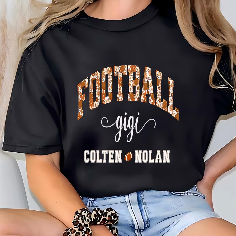 ® Football Mama Shirt Custom Name Mom Football Season Tee Women's Flower Football Aunt T Shirt Gift Football Gigi Matching Tee T-shirt