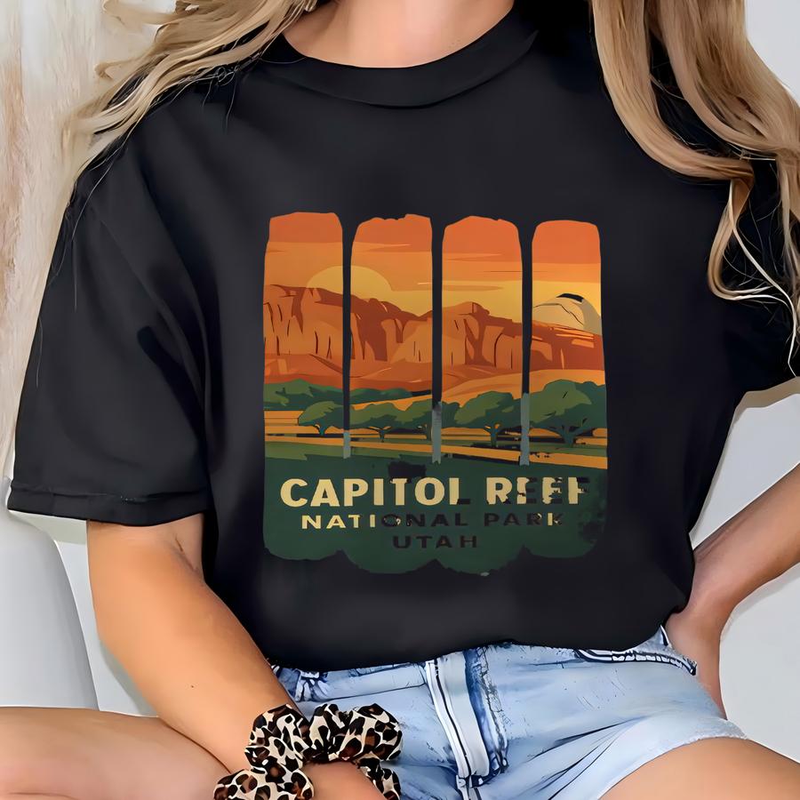 Capitol Reef National Park Utah Shirt Sweatshirt Hoodie, Desert Canyon Tee, Hiking Nature Gift, Outdoor Park Lovers Hoodie T-shirt