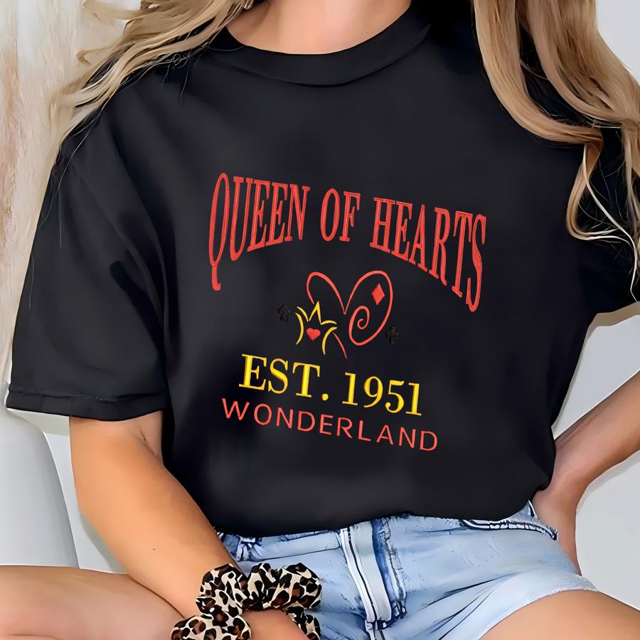 Alice In Wonderland Sweatshirt: Queen Of Hearts Crewneck T-shirt