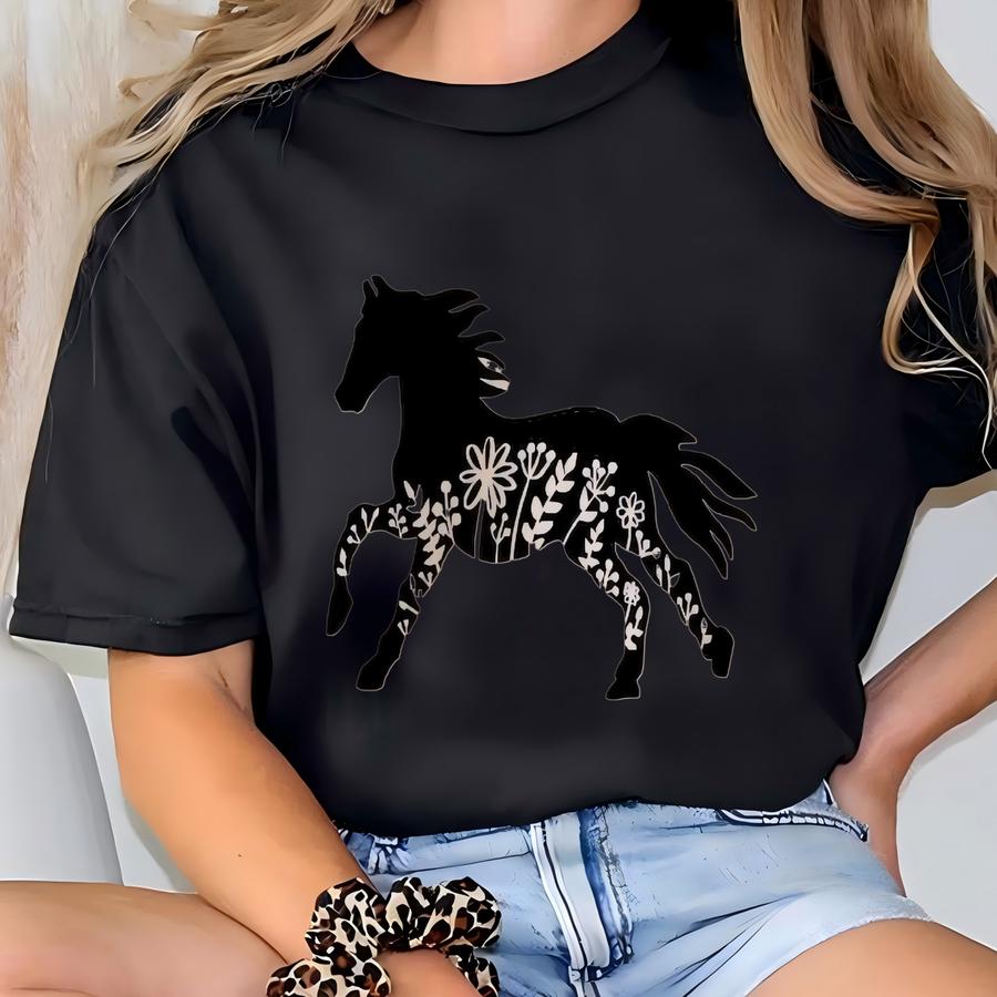 Floral Horse Shirt, Elegant Equine Design Tee, Botanical Horse Lover Shirt, Graceful Flower And Horse Graphic, Nature Inspired Animal Shirt T-shirt