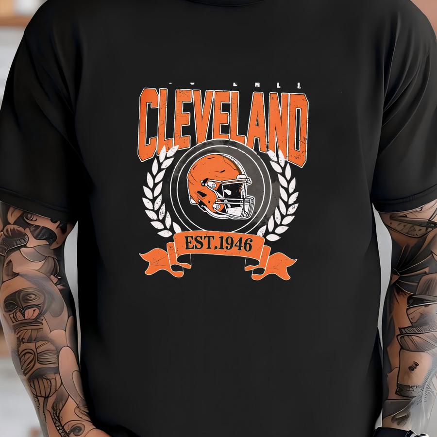 Cleveland Football Vintage Style Hoodie,retro Cleveland Football Shirt,cleveland Fan Gift,sunday Football Apparel Fvd23 T-shirt