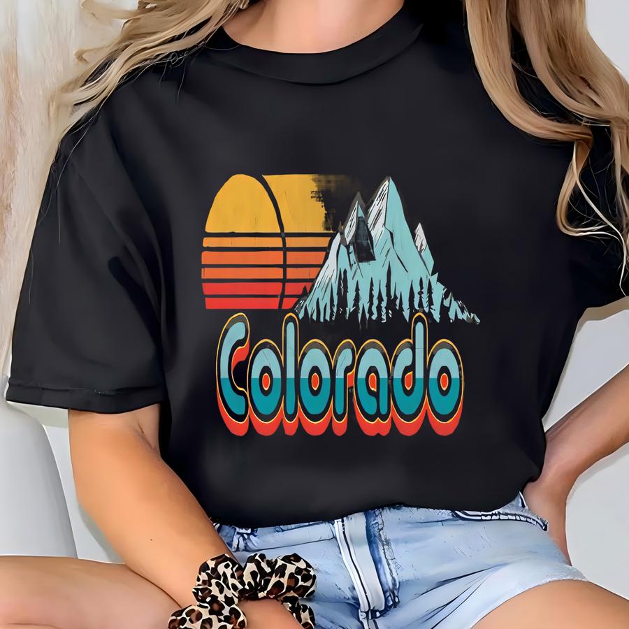 ® Hoodie, Colorado Mountain Shirt, Colorado State Tee, Co Sweatshirt, Rocky Mountain Tee, Adventure Hiking, Camping Gift T-shirt