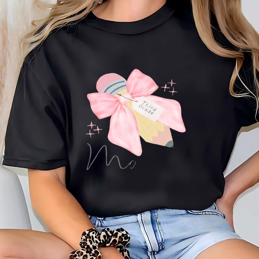 Coquette Back To School Shirt Pencil With Bow Custom Name And Grade Tshirt For Girl First Day Of School Sweatshirt Personalized Teacher Tee T-shirt