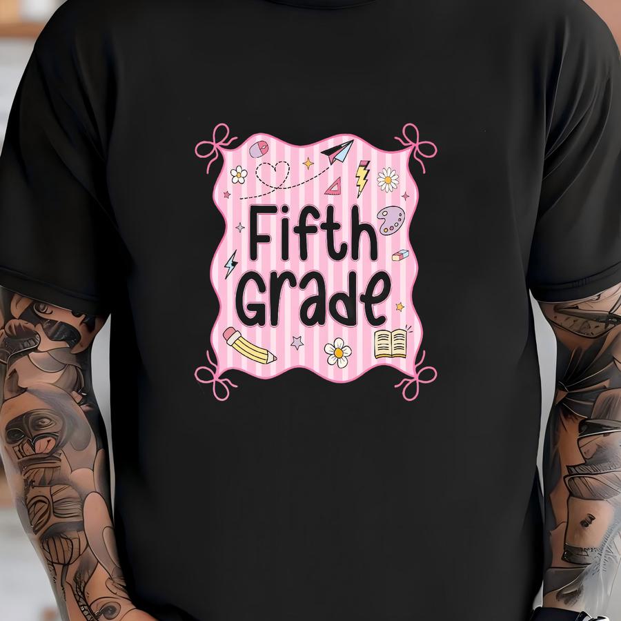 ® Shirt, Fifth Grade Bow Frame Shirt, 5th Grade Teacher, Teacher Team Gift, Teacher Appreciation, Back To School, Elementary T-shirt