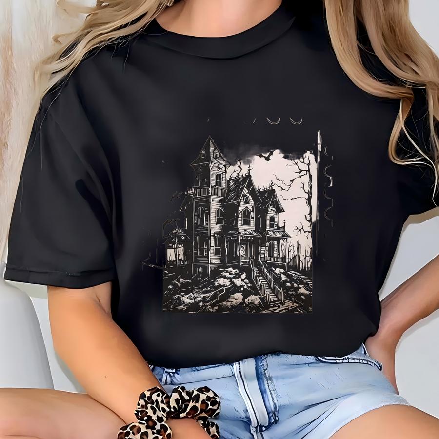 Vintage Haunted House Halloween Sweatshirt, Haunted House Sweater, Retro Halloween Shirt, Spooky Sweatshirt, Haunted Sweater, Spooky Season T-shirt