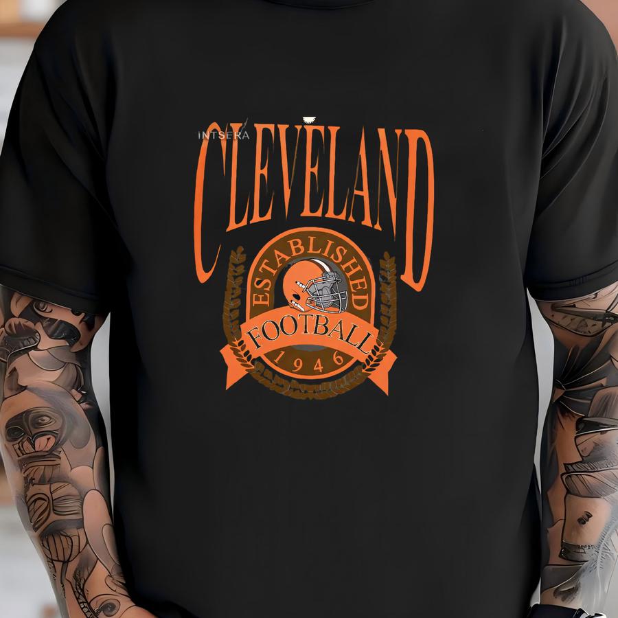 Cleveland Football Vintage Style Hoodie,retro Cleveland Football Shirt,cleveland Fan Gift,sunday Football Apparel Fyj23 T-shirt