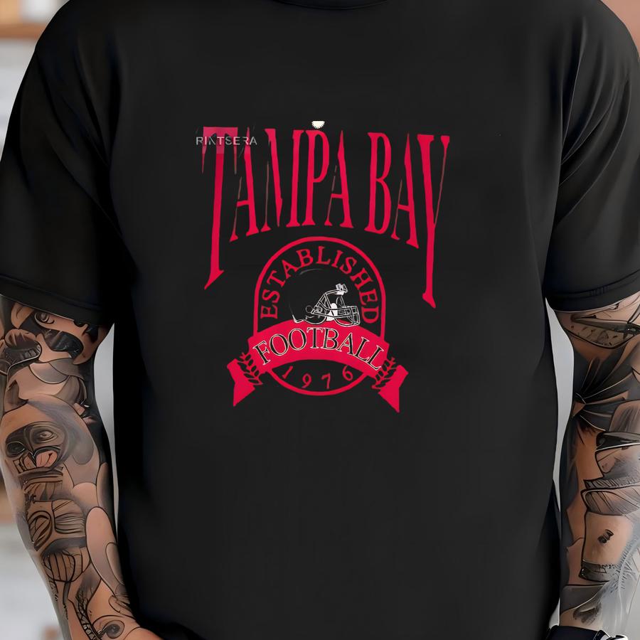 Tampa Bay Football Vintage Style Hoodie, Tampa Bay Football Hoodie, Football Shirt, Sunday Football Fyj26 T-shirt