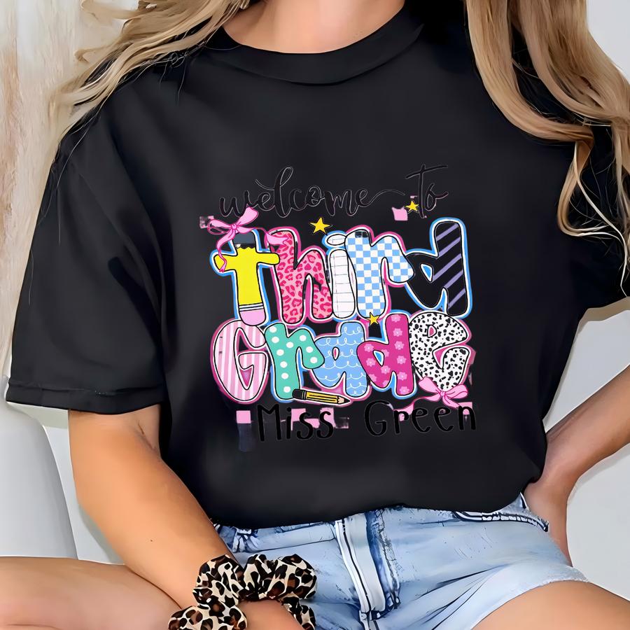 Third Grade Teacher Shirt: Back To School Tee T-shirt