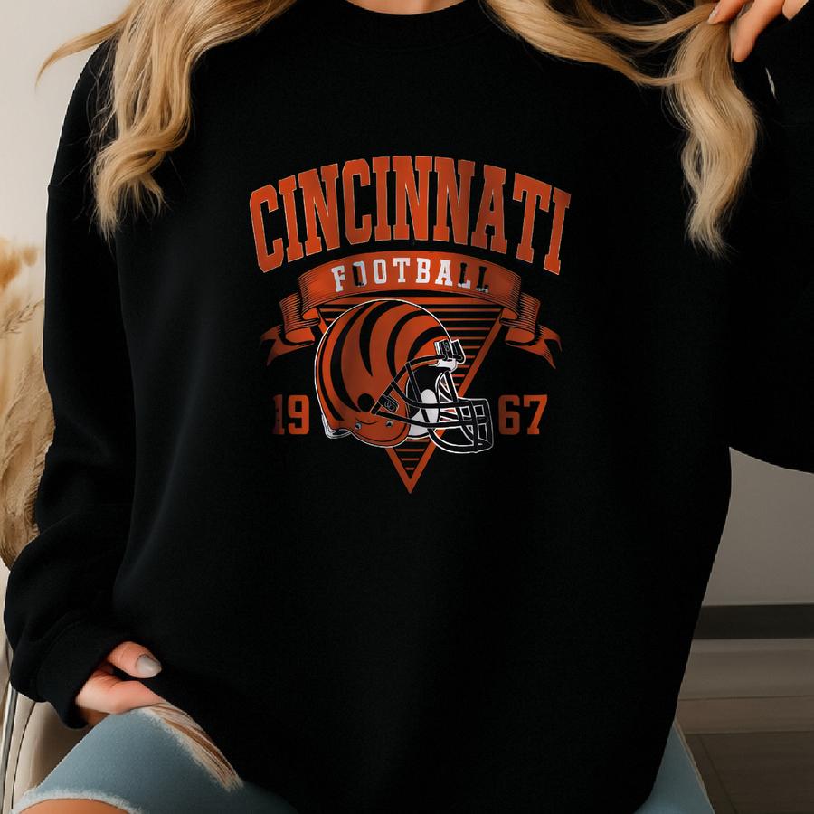 Cincinnati Football Sweatshirt, Vintage Style Cincinnati Football Crewneck, Cincinnati Football Fan Gifts, Sunday Football Apparel Sweatshirt