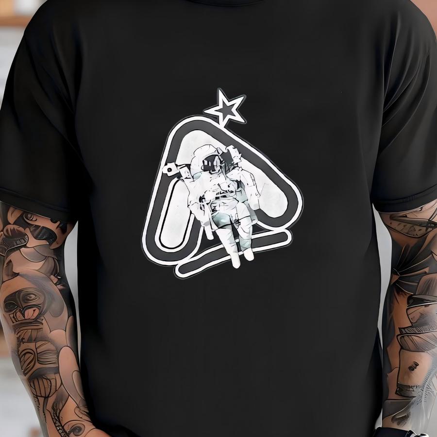 Akademiks Space Research Mission Astronaut Hoodie Size Xl Men’s T-shirt