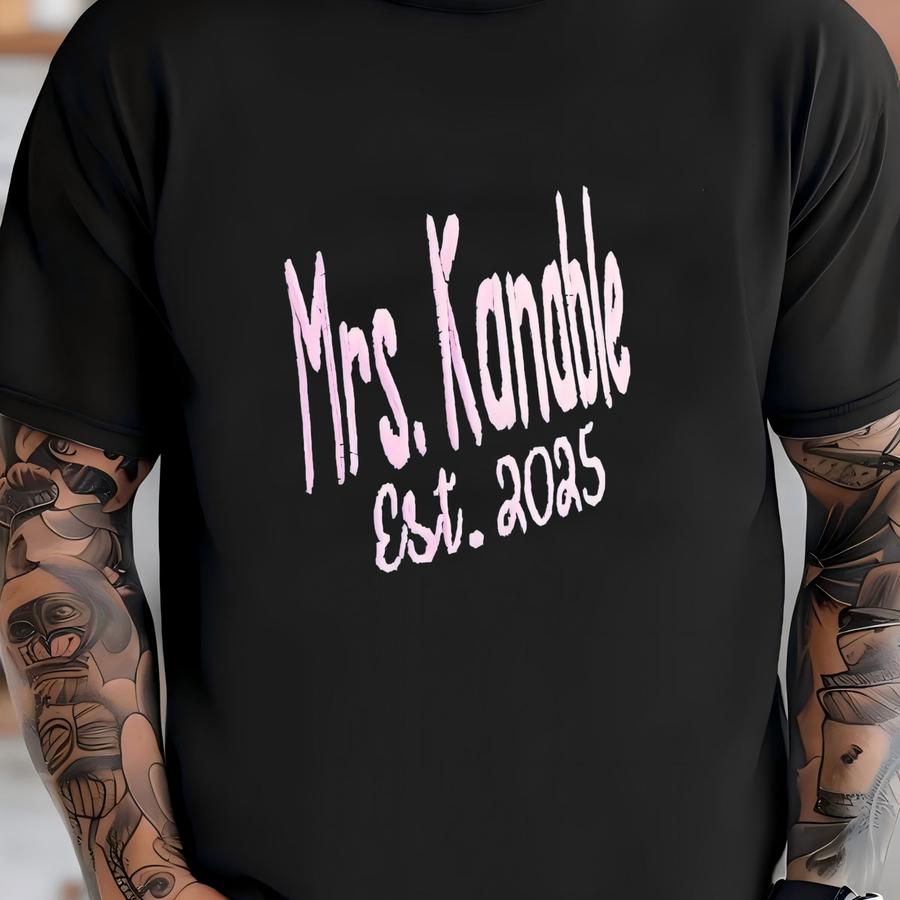 Custom Cc Ponytail Hat Cap: Grey More Criss Cross Personalized Text Choose Fonts T-shirt