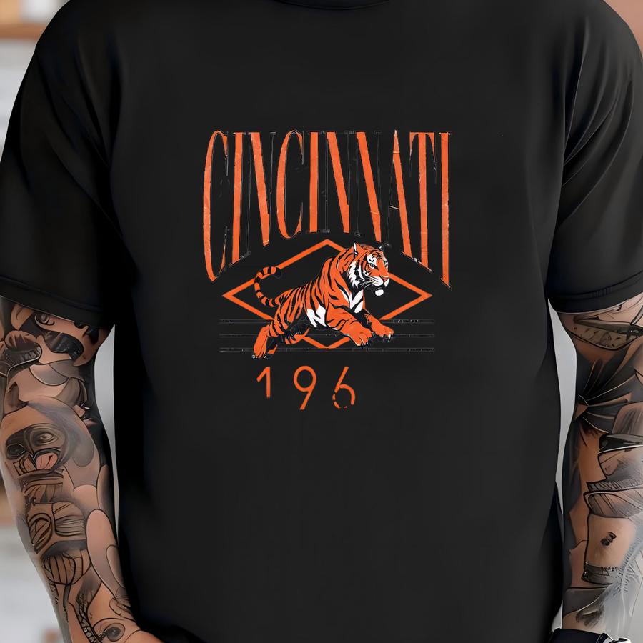 Cincinnati Football Sweatshirt, Vintage Game Day Crewneck, Unisex Cincinnati Fan Apparel, Football Gift, Retro Sports Sweatshirt T-shirt