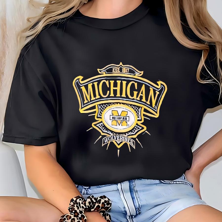 90s Ncaa University Of Michigan ‘wolverines’ Crewneck Sweatshirt Y Logo Blue Color Men’s L T-shirt