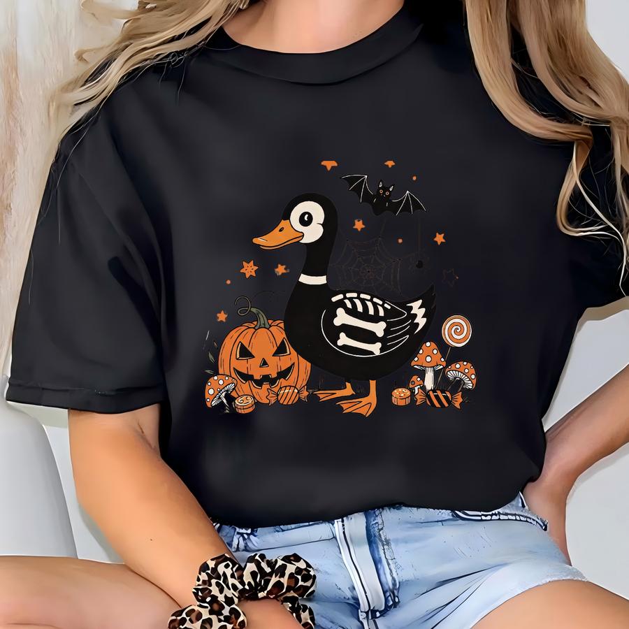 Halloween Shirt Spooky Goose Skeleton Tee Just A Silly Goose On The Loose Funny Fall T Shirt For Women Spooky Season Gift T-shirt