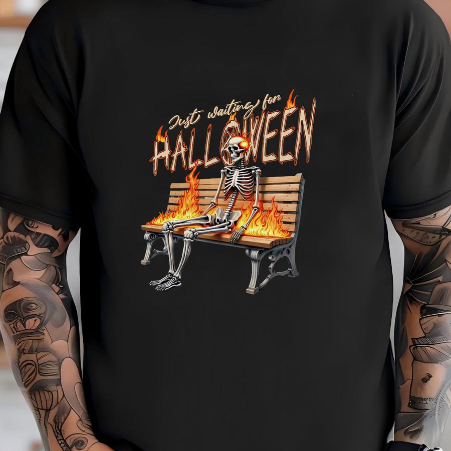 Retro Halloween Sweatshirt: Funny Spooky Season Skull Graphic T-shirt