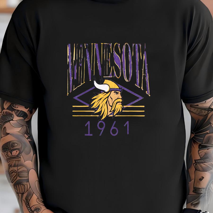 Minnesota Football Sweatshirt, Vintage Crewneck, Unisex Game Day Apparel, Retro Sports Gift, Tailgate Outfit, Midwest Team Pride T-shirt