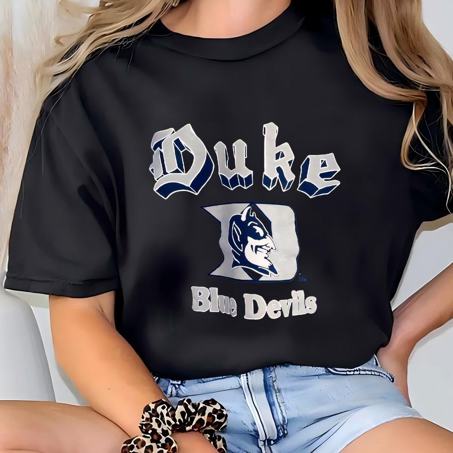 90s Ncaa Duke University ‘blue Devils’ Crewneck Sweatshirt Print Logo Blue Color Men’s Xl T-shirt