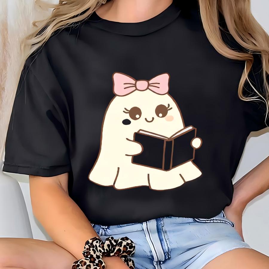 Ghost Reading A Book Sweatshirt, Cozy Book Lover Crewneck, Halloween Sweatshirt, Fun Gift For Readers, Lightweight Unisex Sweater T-shirt