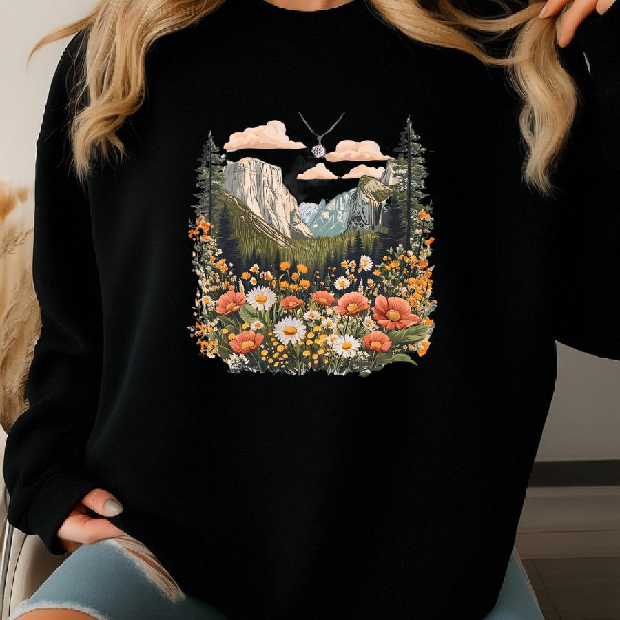 Retro Mountain Scene Watercolor Art Vintage Sweatshirt Aesthetic Style Sweatshirt