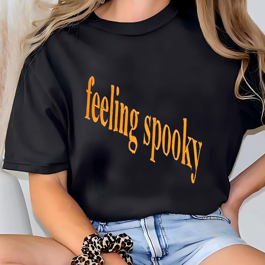 Feeling Spooky Hoodie - Vintage Halloween Pumpkin Ghost T-shirt