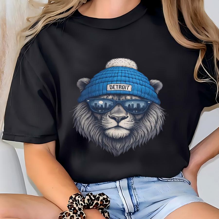 Detroit Football Sweatshirt, Lion Football Sweatshirt, Detroit Crewneck, Football Mascot Lion Tee, Game Day Shirt, Detroit Game Day Sweater T-shirt