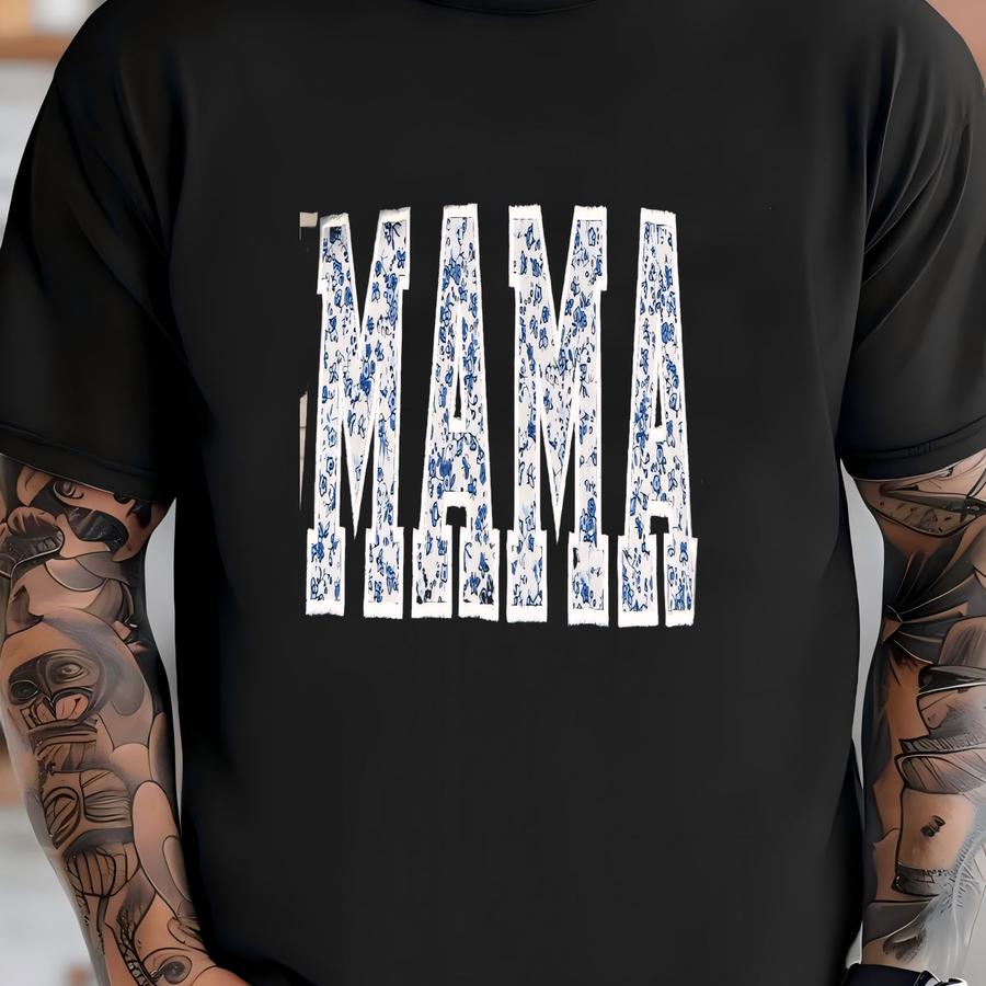 Custom Sweatshirt, Personalized Floral Sweatshirt, Gift For Mom, Auntie, Gigi, Custom Crewneck, Gift For Her, Christmas Gift T-shirt