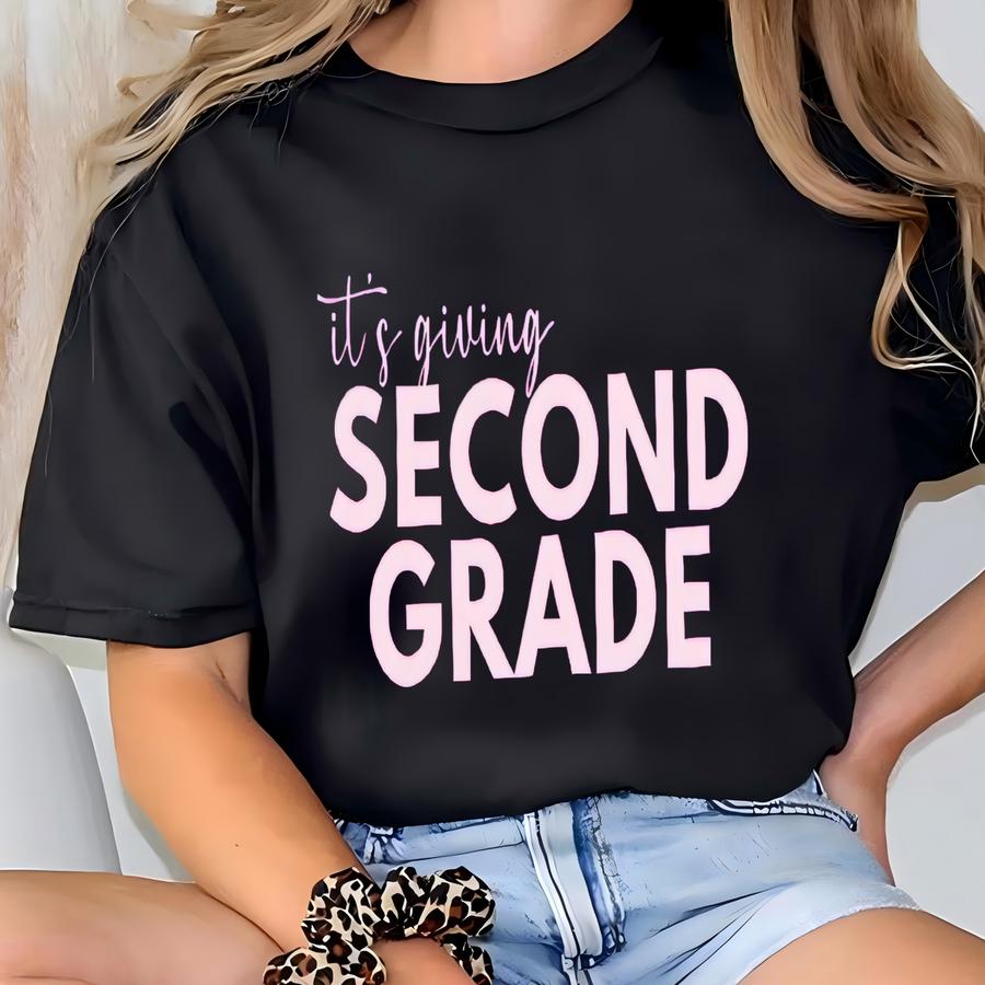 It’s Giving Back To School Shirt Cool First Day Of School First Grade Vibes Custom Grade Tee Kindergaren Tshirt Second Grade Fall T-shirt