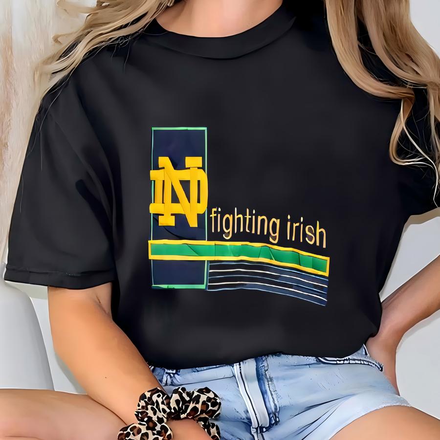 90s Ncaa University Of ‘fighting Irish’ Crewneck Sweatshirt Y Logo Blue Color Men’s L T-shirt