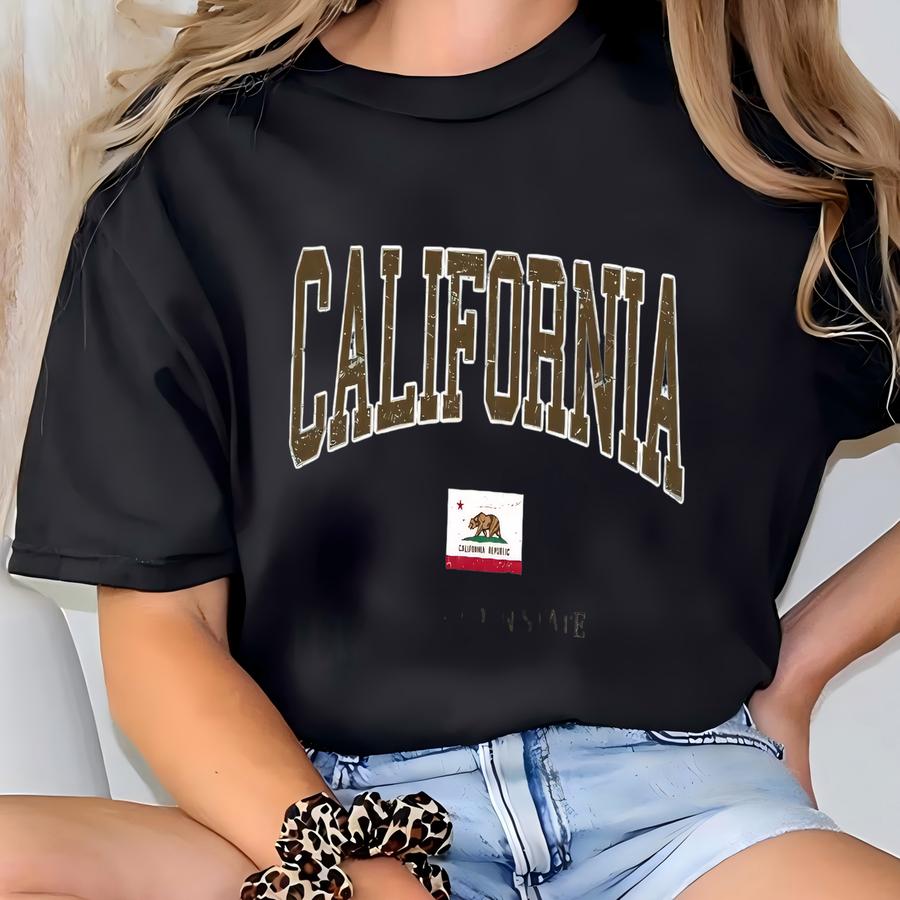 Vintage California Tee: Retro West Graphic Hoodie T-shirt