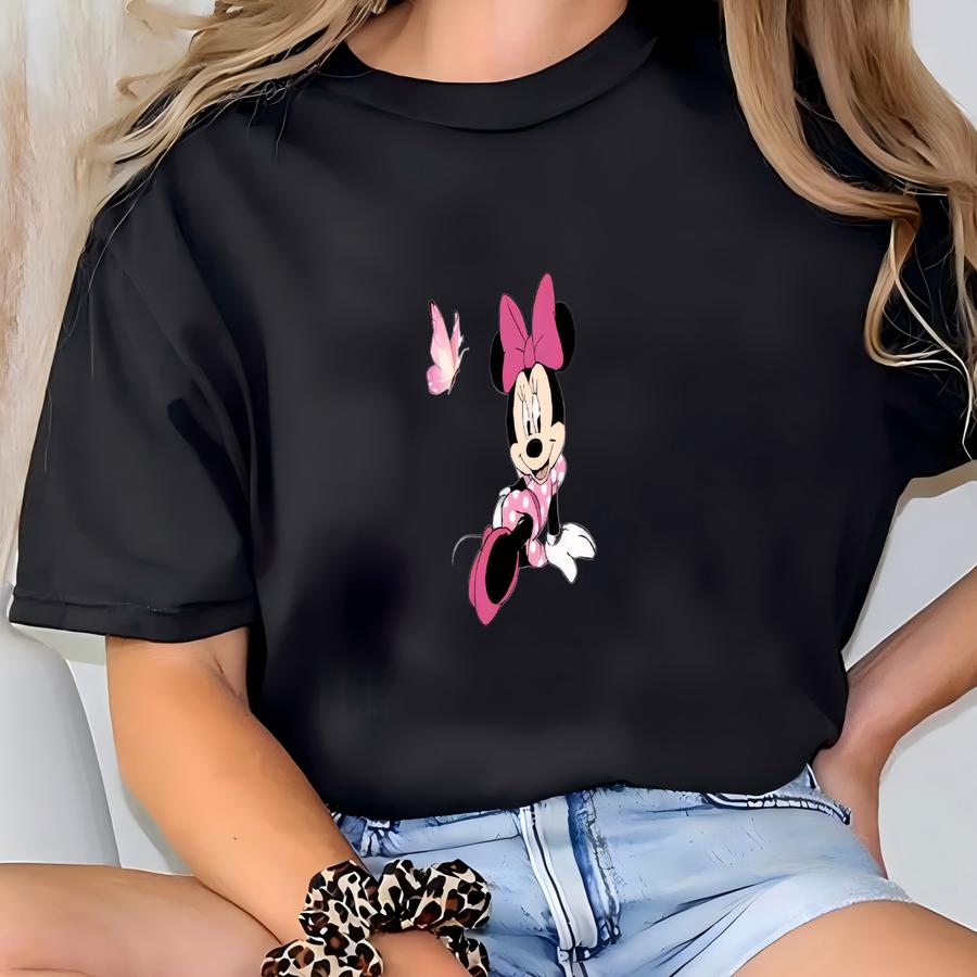 Personalized Mama Mouse Sweatshirt – Custom Name Sweatshirt – New Mom Gift – Matching Family Vacation Shirt – Est Date Sweater T-shirt