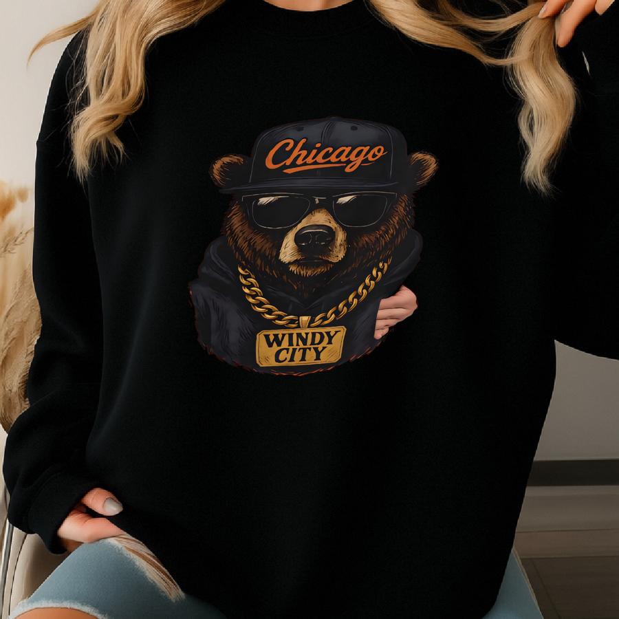 Old School Chicago Football Hoodie – Vintage 90s Windy City Bear Sweatshirt, Urban Streetwear Fan Gift, 1920 Football Helmet Pullover Hoodie Sweatshirt