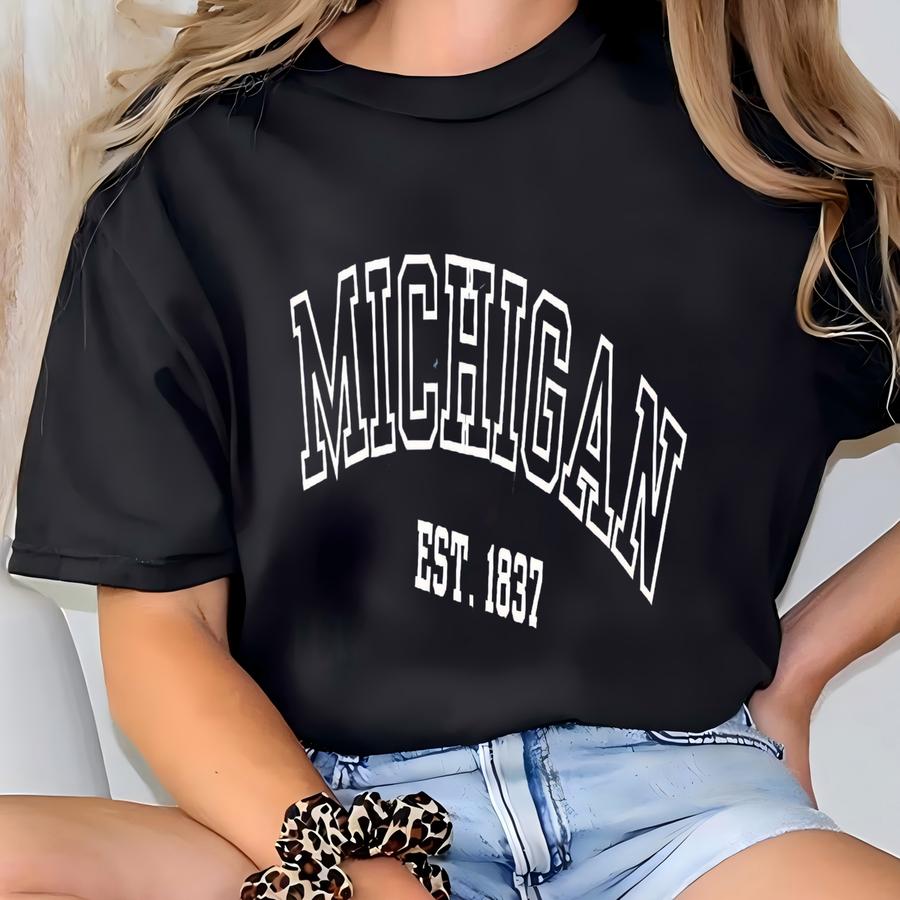 ® Michigan Est 1837 Shirt, Vintage Michigan Tee, Retro State Tshirt, Graphic Top, Great Lakes Midwest Style Shirt T-shirt