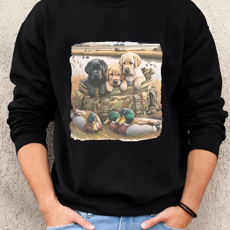Fall Hunting Dog Crewneck Sweatshirt: Outdoor Retriever Pullover Sweatshirt