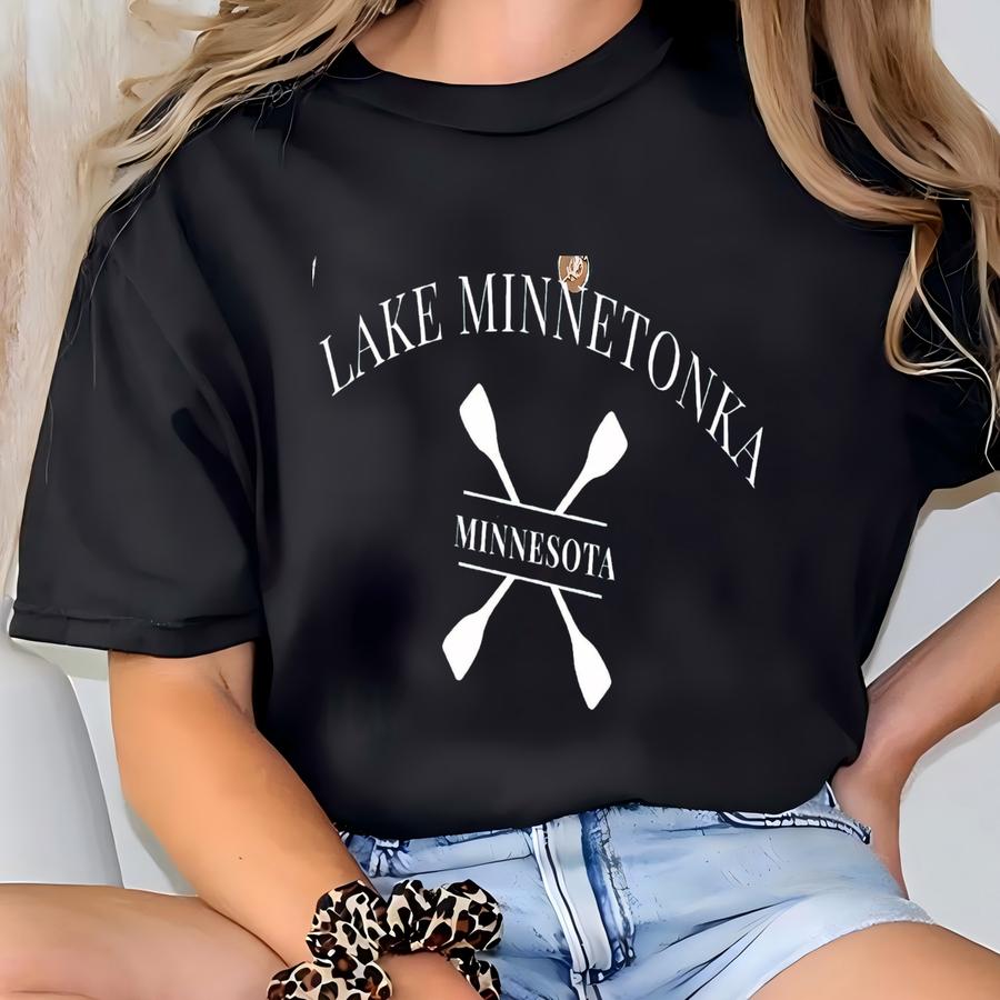 ® Lake Minnetonka Minnesota Shirt, Vintage Minnetonka Tee, Retro Tshirt, Graphic Top, Midwest Style Boating Lake Shirt T-shirt