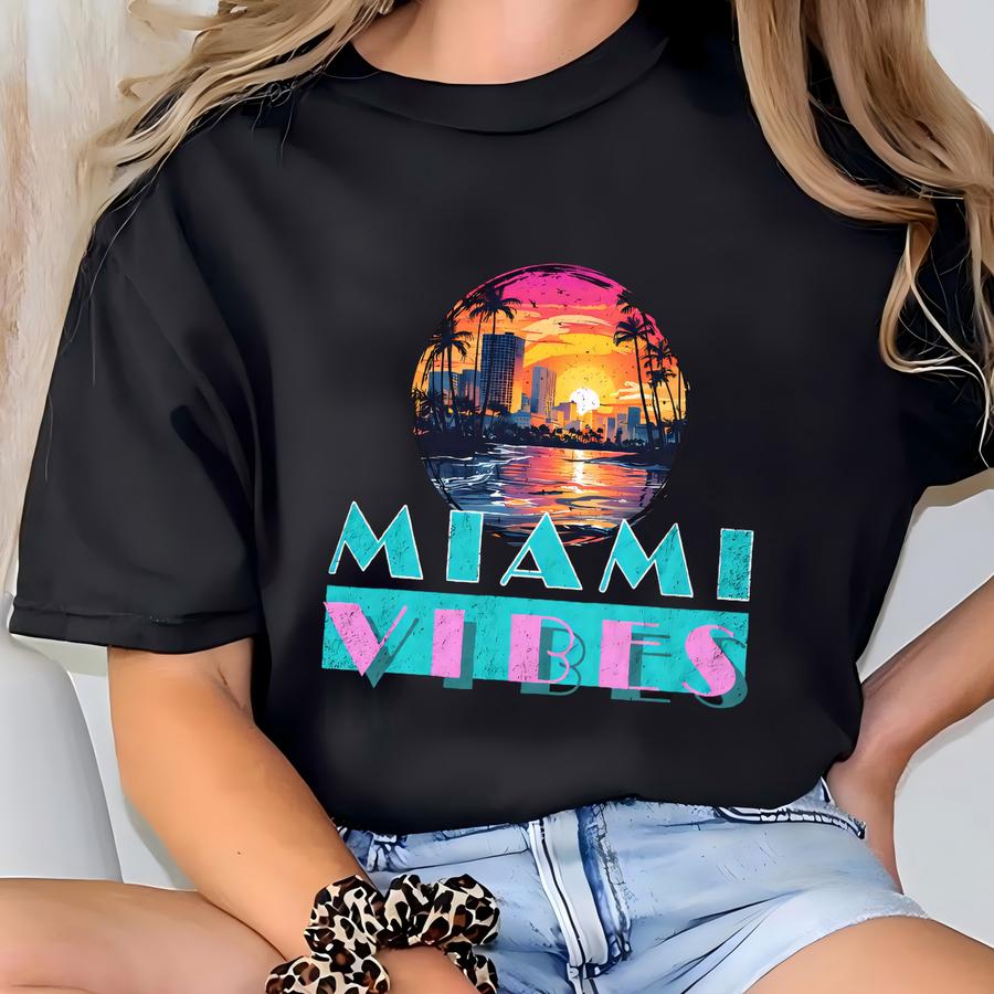 Retro Miami Vibes Hoodie: 80's Style Summer Tee T-shirt