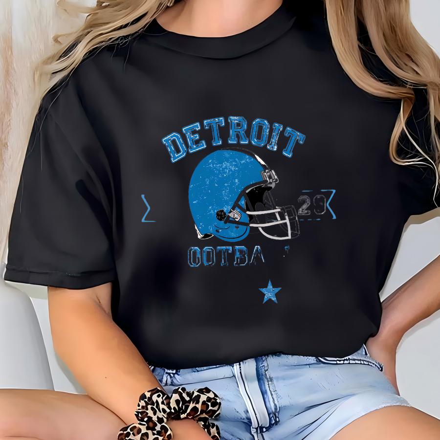 Vintage Detroit Football Sweatshirt: Retro Crewneck Pullover T-shirt