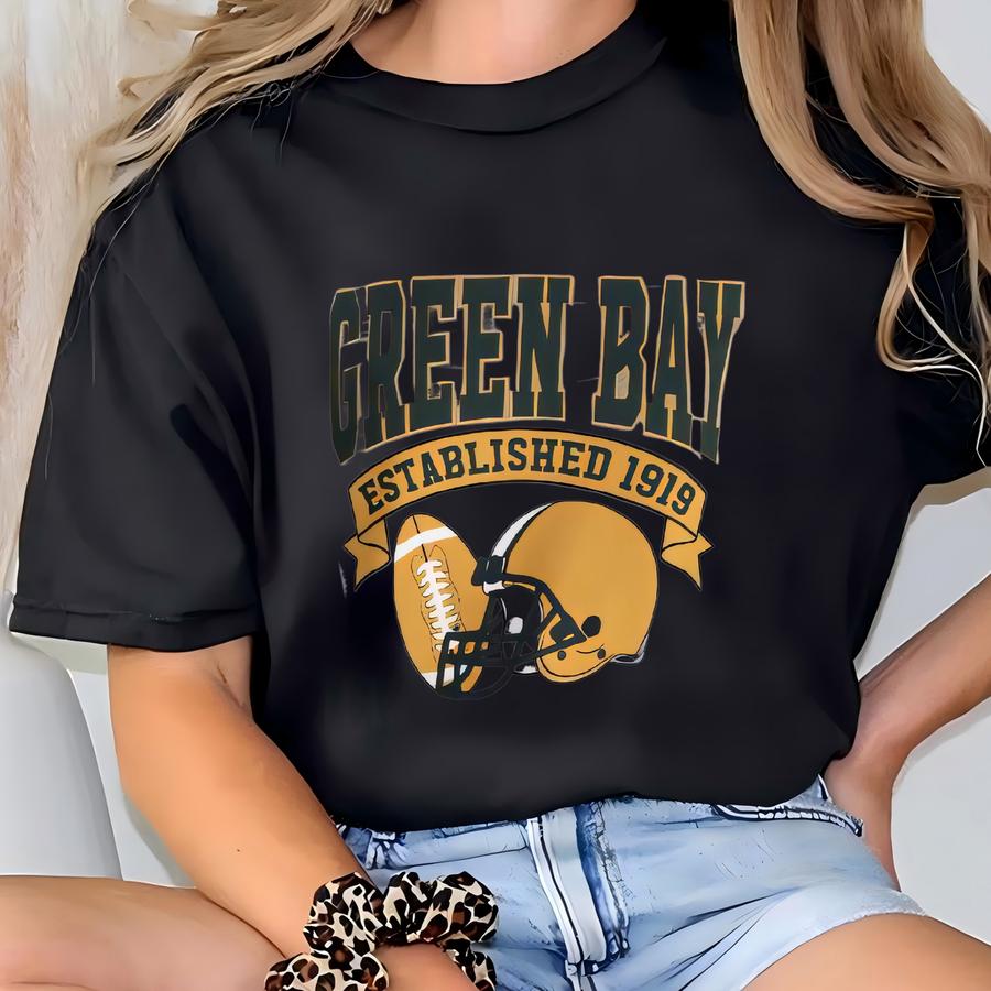 Green Bay Football Sweatshirt: Cozy Crewneck - Game Day Apparel T-shirt