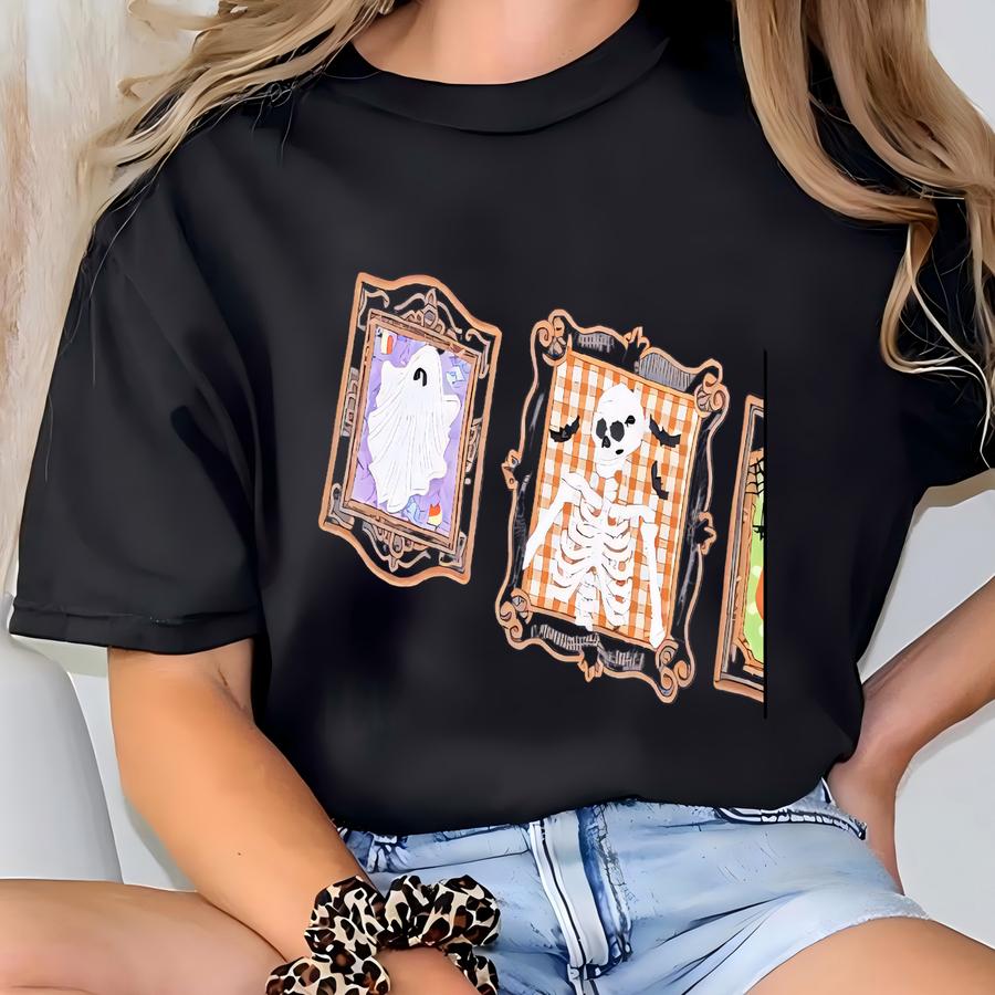 Spooky Framed Halloween Crewneck – Ghost Fall Sweatshirt – Gothic Autumn Pullover T-shirt