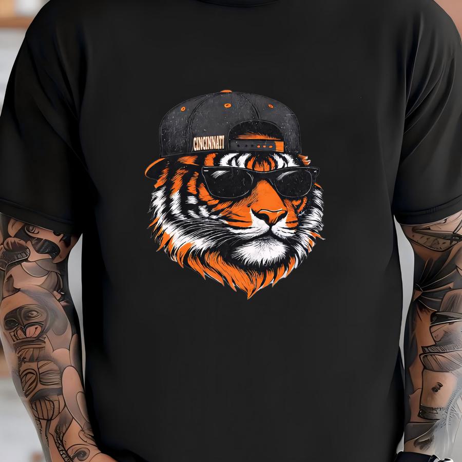 Vintage Cincinnati Football Crewneck Sweatshirt, Fan Gifts, Game Day Apparel, Unisex Sweatshirt, Cincy Football Sweatshirt T-shirt