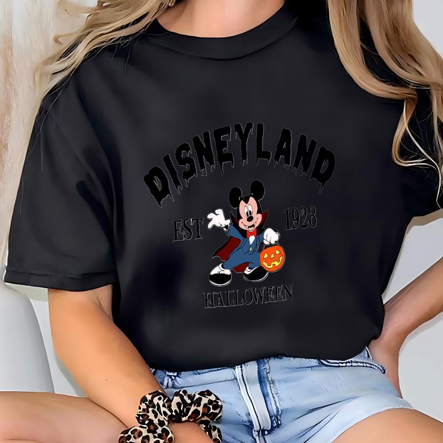 Land Halloween Shirt – Vintage Halloween Tee –  Friends Halloween Matching Land Trip Shirts T-shirt