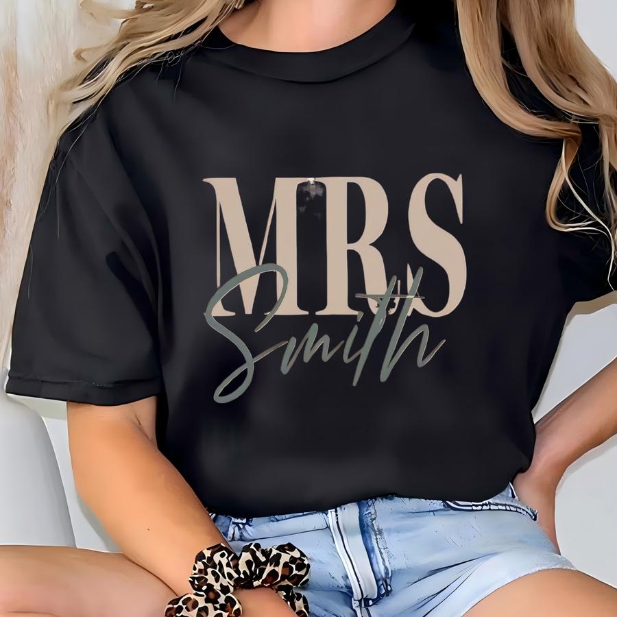 Mr And Mrs Sweatshirt, Custom Wedding Date Shirt, Matching Honeymoon Shirt, Personalized Anniversary Shirt, Wedding Morning, Wedding Gift T-shirt
