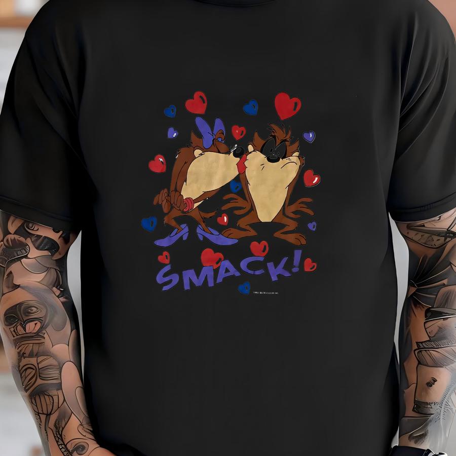 Small, 1994 Kissing Taz Shirt T-shirt