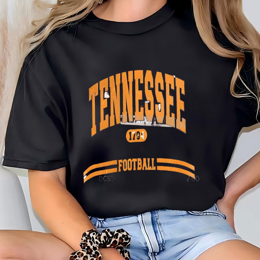 Tennessee Crop Top, , Tennessee Volunteers Shirt Women, Tennessee Vols Tshirt, Retro Tennessee College Tee, Tn Football Shirt T-shirt
