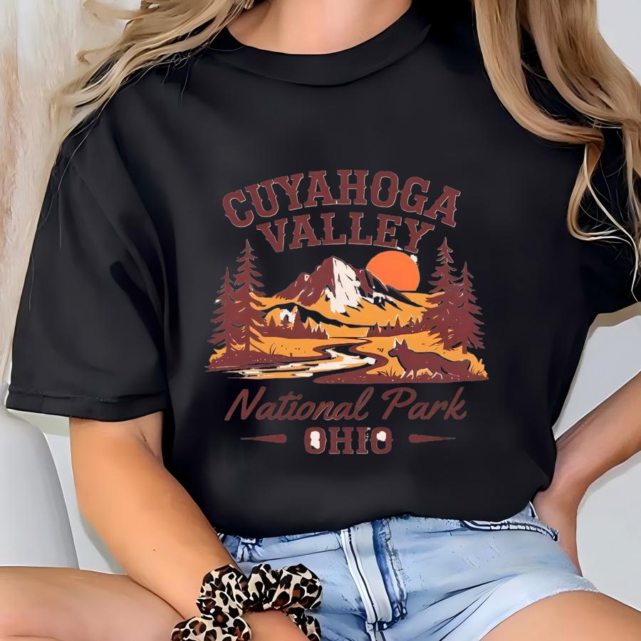 Cuyahoga Valley National Park Hoodie: Hiking Tee T-shirt