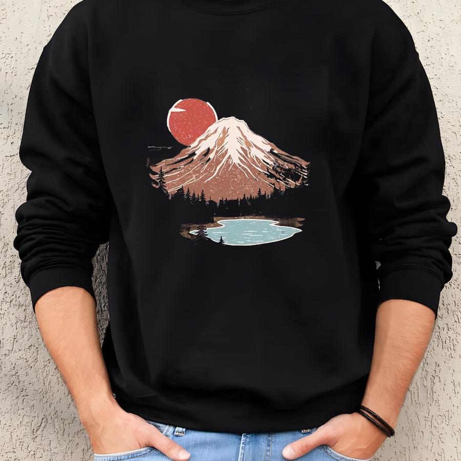 Washington Mountain Scene T-shirt: Pnw Nature Lover Gift Sweatshirt