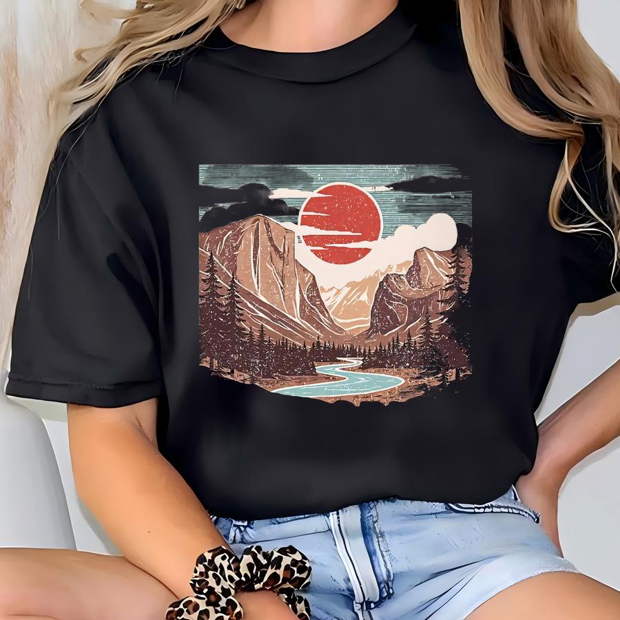 Valley Hoodie: California Nature Adventure Tee T-shirt