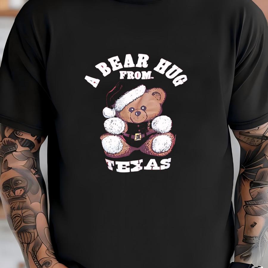 Vintage 1980's 1990's Distressed Bear Hug Texas Pullover Graphic Sweatshirt / Large T-shirt