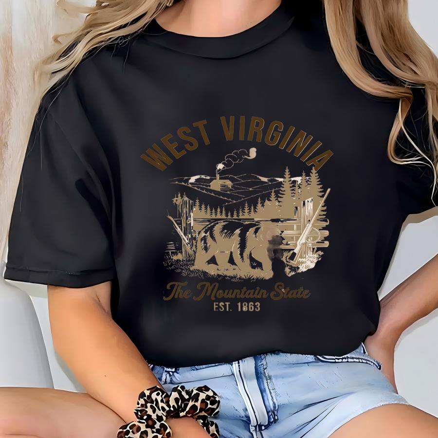 Retro State Of West Virgina Bear Mountains Cabin Sweatshirt Graphic Neutral Unisex Christmas Gift, Winter Apparel Tourist Travel Sweatshirt T-shirt