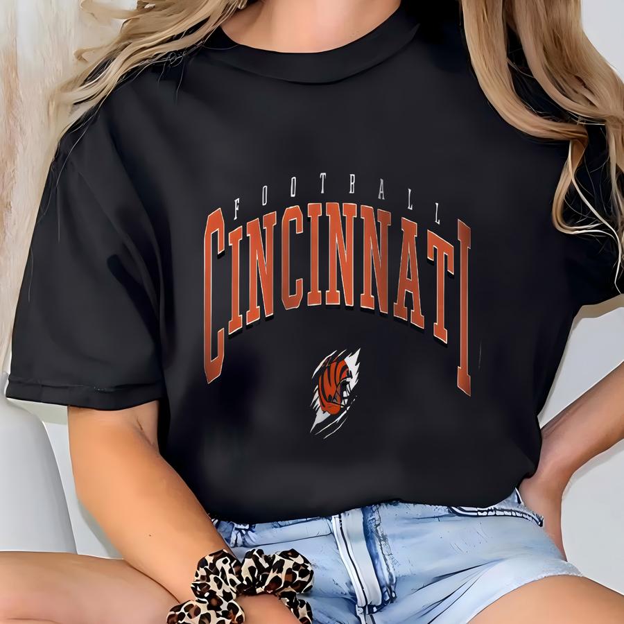 Cincinnati Football Sweatshirt, Vintage Style Cincinnati Football Crewneck, Cincinnati Football Shirt, Gameday Cincinnati Football Fan Gifts T-shirt